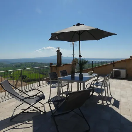 Scappo In Umbria, La Terrazza Apartment *